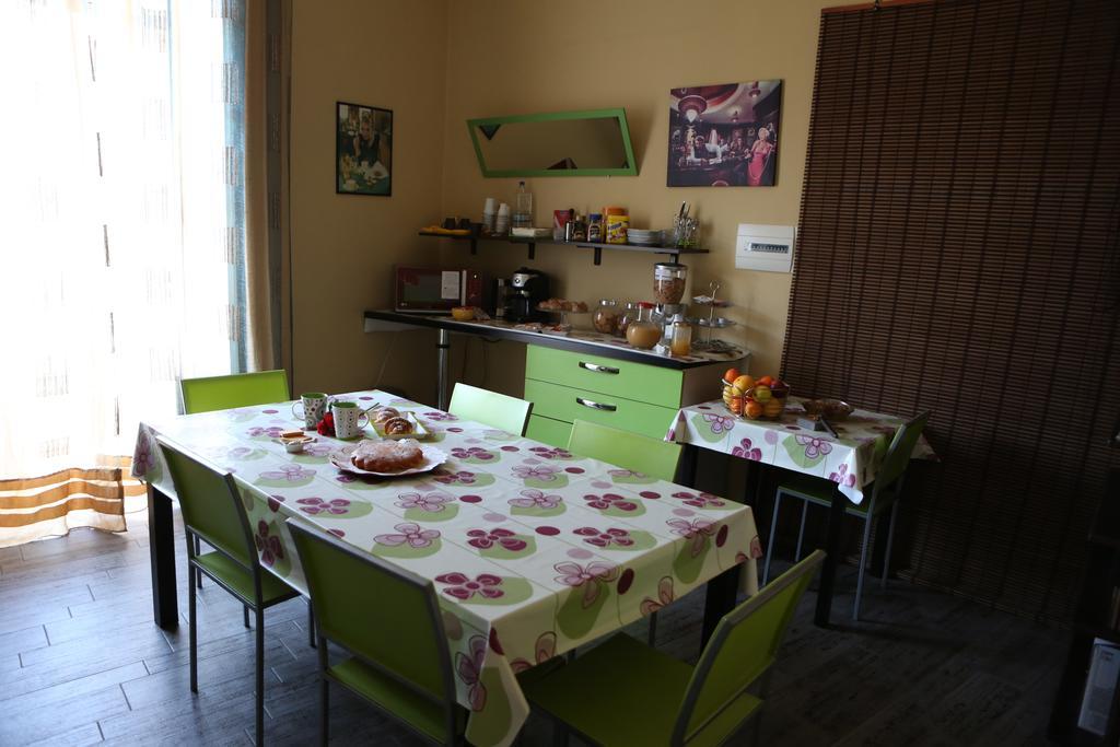 Le 3 B Bed & Breakfast Catania Ngoại thất bức ảnh